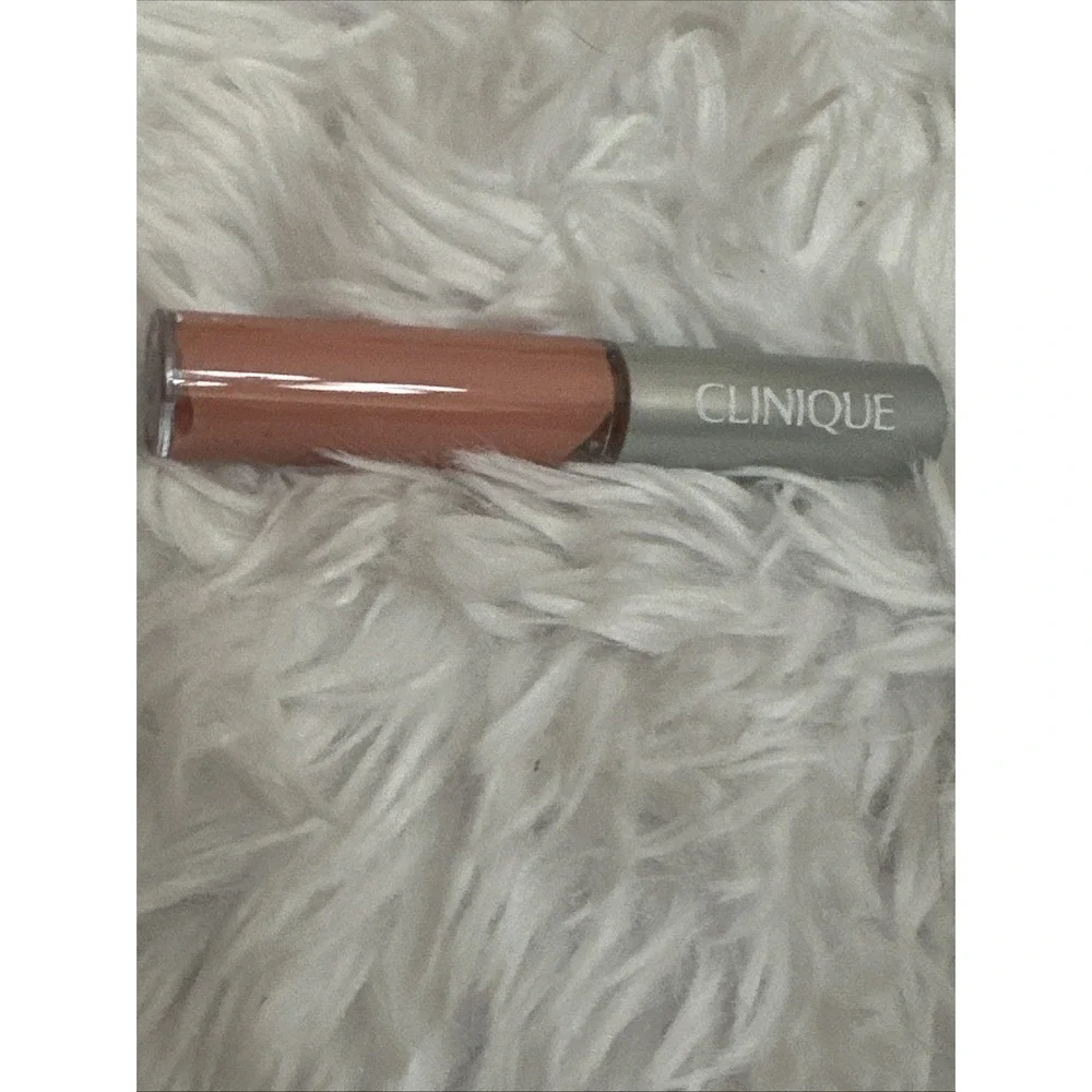 Clinique Pop Plush Creamy‎ Lip Gloss #06 Bubblegum 0.07 Fl Oz NEW Brand new